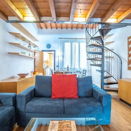 Costanza By Halldis Lägenhet *