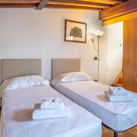 Costanza By Halldis Lägenhet *